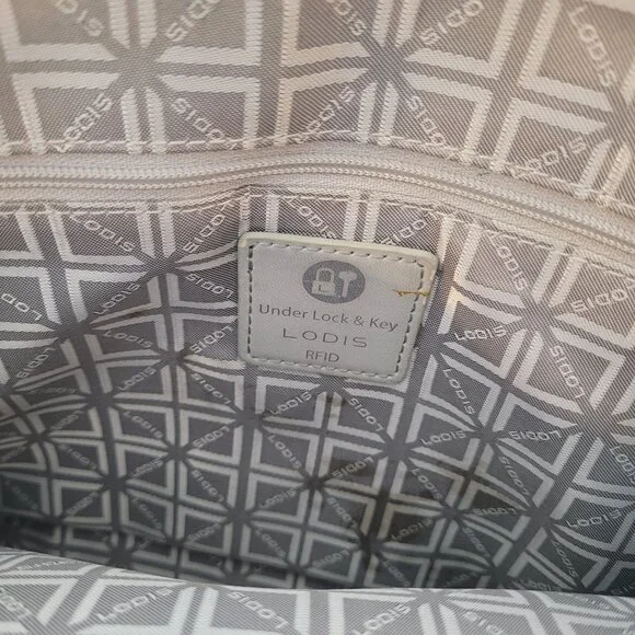 Lodis Downtown Dalia LAcXb CMT Italian Leather RFID Crossbody Bag - Picture 11 of 13